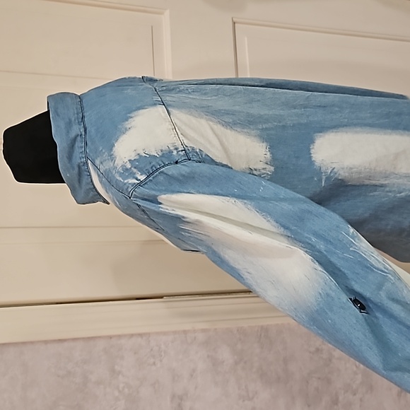 "THRILL JEANS" SZ. L, Distressed and Faded acid washed dress. Perfect condition. - Picture 6 of 16